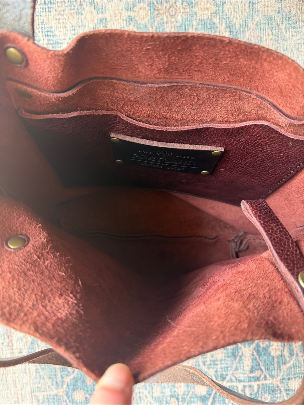 Portland Leather Oxblood Classic Small Tote 🦄 - Picture 7 of 8